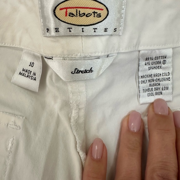 Talbots White Shorts- Size 10 Petite - Picture 6 of 7